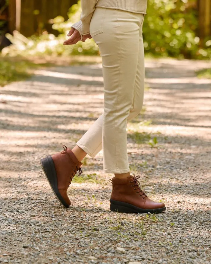 ABEO Passage Lace Up Metatarsal Tan Womens Abeo Boots