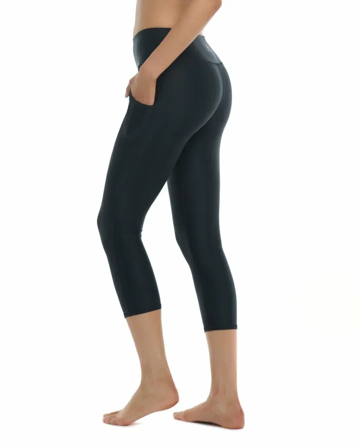 Body Glove Gym To Swim Women Smoothies Vigor CrossOver Capri 8211 Black