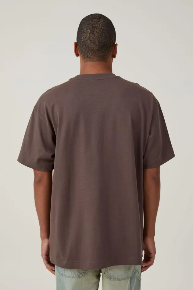 Box Fit Plain TShirt Washed Chocolate Men Cotton On Tees and Tanks