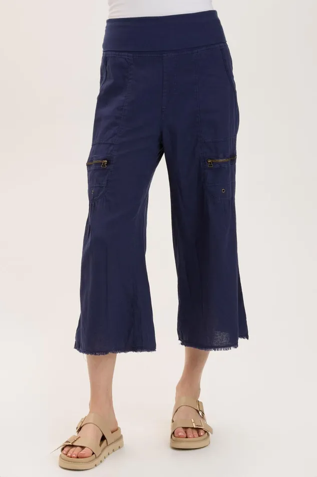 Clothing Crops XCVI Pasqual Crop 20 Adrift Pigment