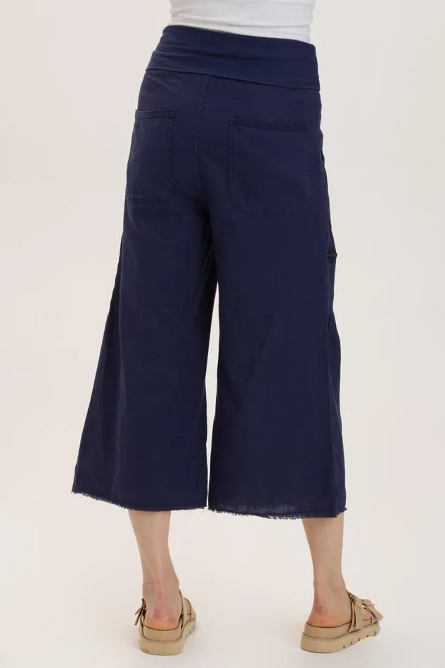 Clothing Crops XCVI Pasqual Crop 20 Adrift Pigment