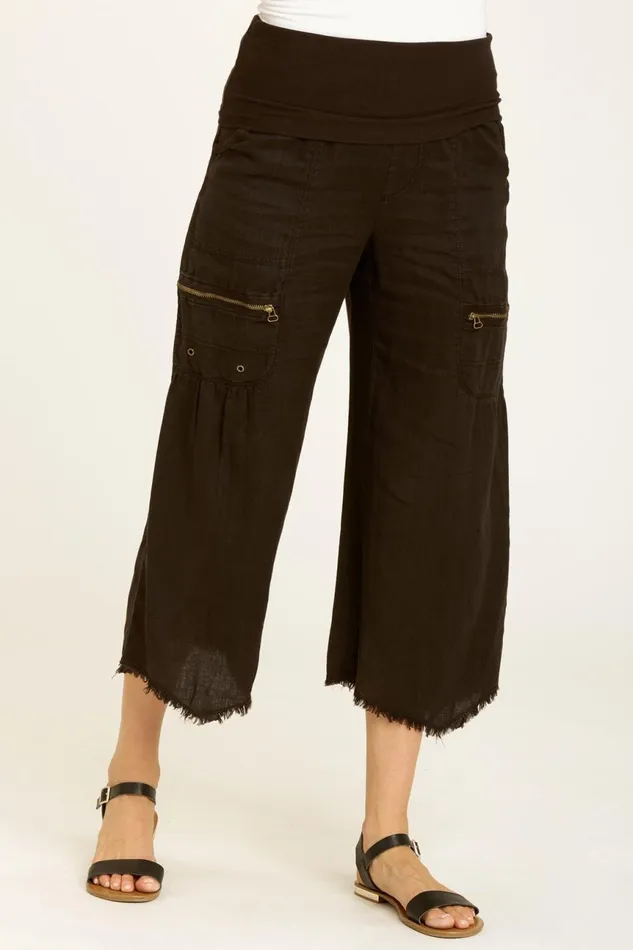 Clothing Crops XCVI Pasqual Crop Black
