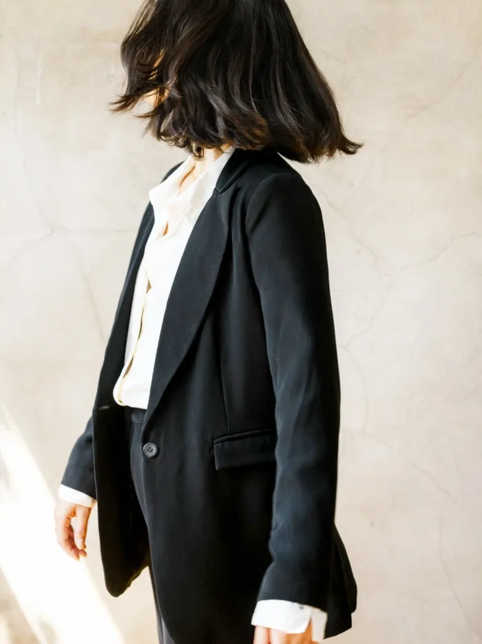 Coats and Jackets Women Claire Crepe Blazer Black Able