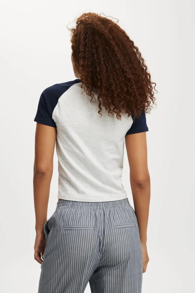 Fitted Graphic Lcn Raglan Longline Tee Los Angeles Winter Night Light Grey Marle Women Cotton On Tops Fitted Graphic Lcn Raglan Longline Tee Los Angeles Winter Night Light Grey Marle Women Cotton On Tops