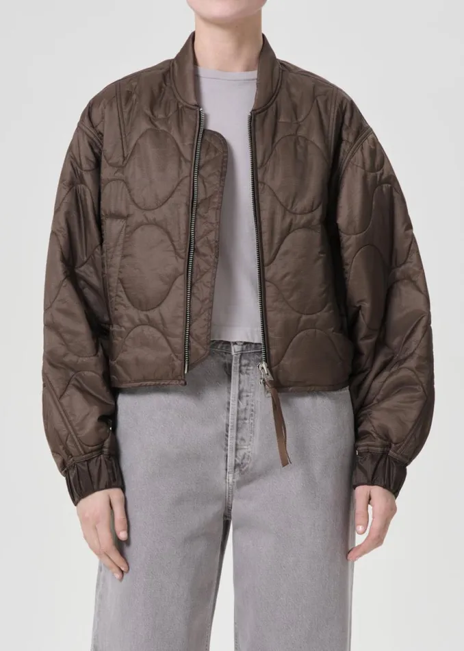 Jackets and Outerwear Women Agolde Shoreditch Ski Club X AGOLDE Iona Quilted Jacket In Taupe Jackets and Outerwear Women Agolde Shoreditch Ski Club X AGOLDE Iona Quilted Jacket In Taupe