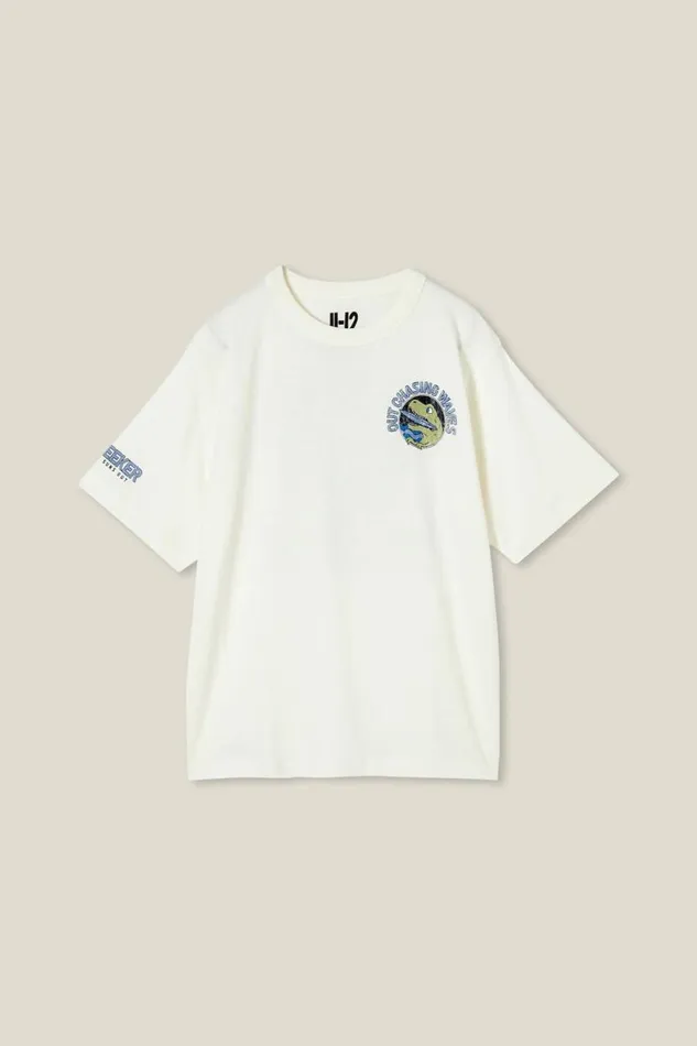Jono Short Sleeve Print Tee Vanilladeep Sage Chasing Waves Dino BoysGirls Cotton On Tops and TShirts Jono Short Sleeve Print Tee Vanilladeep Sage Chasing Waves Dino BoysGirls Cotton On Tops and TShirts