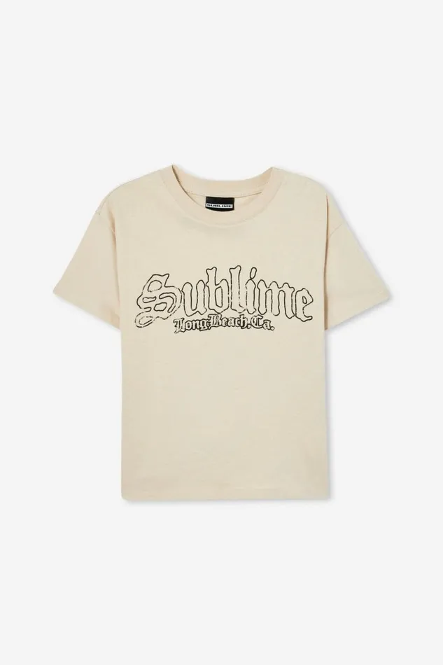 License Drop Shoulder Short Sleeve Tee Lcn Mt Rainy Daysublime Boys Cotton On Tops and TShirts License Drop Shoulder Short Sleeve Tee Lcn Mt Rainy Daysublime Boys Cotton On Tops and TShirts