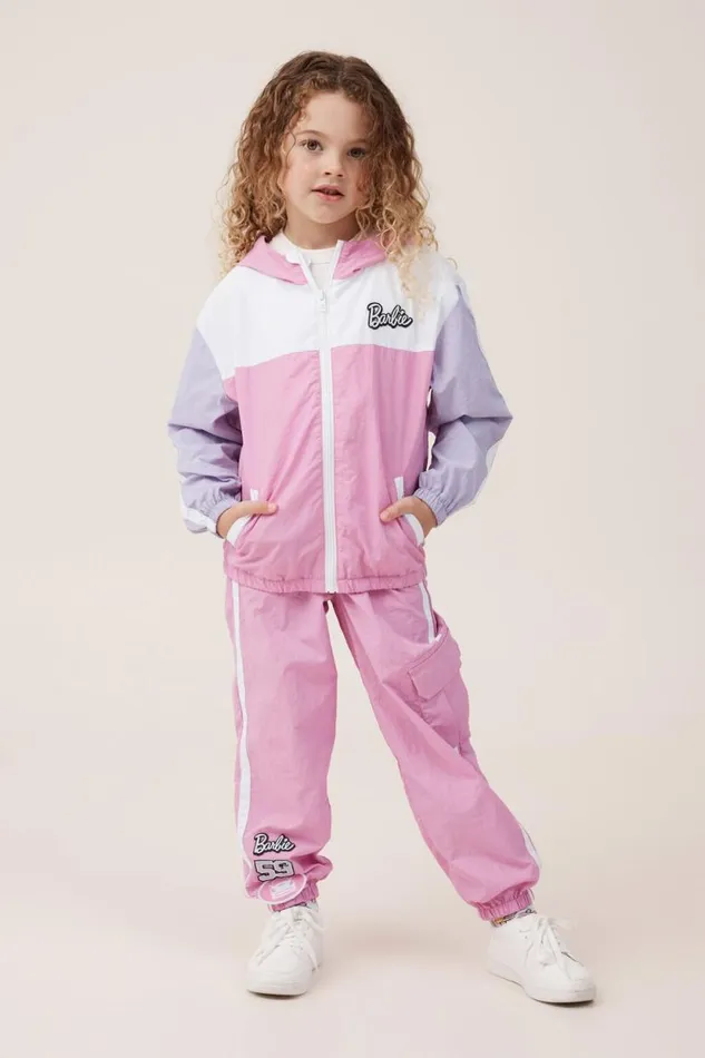 License Spray Jacket Lcn Mat Barbiepink Gerbera Girls Cotton On Jackets and Sweaters License Spray Jacket Lcn Mat Barbiepink Gerbera Girls Cotton On Jackets and Sweaters