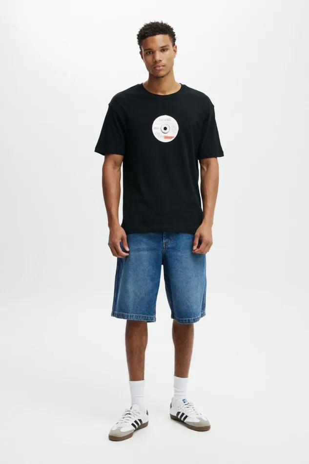 Loose Fit Art TShirt Black 2000s Mix Men Cotton On Tees and Tanks Loose Fit Art TShirt Black 2000s Mix Men Cotton On Tees and Tanks