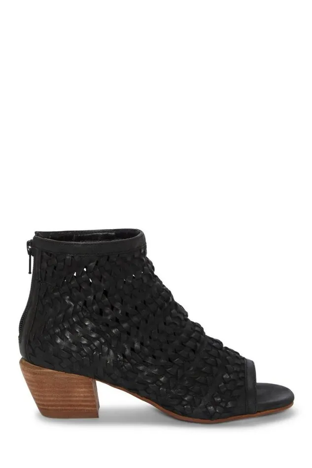 Lucky Brand Mofira Flat Black Women Shoes