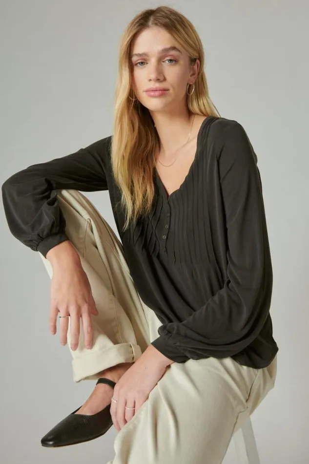 Lucky Brand Sandwash Pintuck Top Jet Black Women All Tops