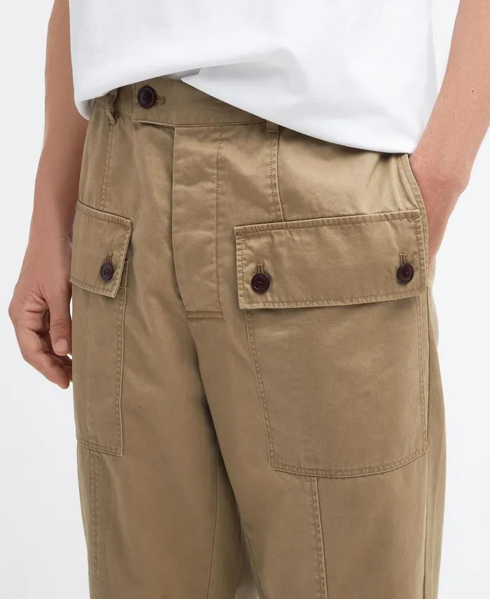 Men Pants Barbour X Maison Kitsun Cargo Trousers Uniform Green Men Pants Barbour X Maison Kitsun Cargo Trousers Uniform Green