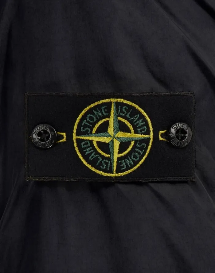 Mens 40423 Garment Dyed Crinkle Reps Ny With PrimaloftTc Hooded Blouson In Black Stone Island Coats 038 Jackets