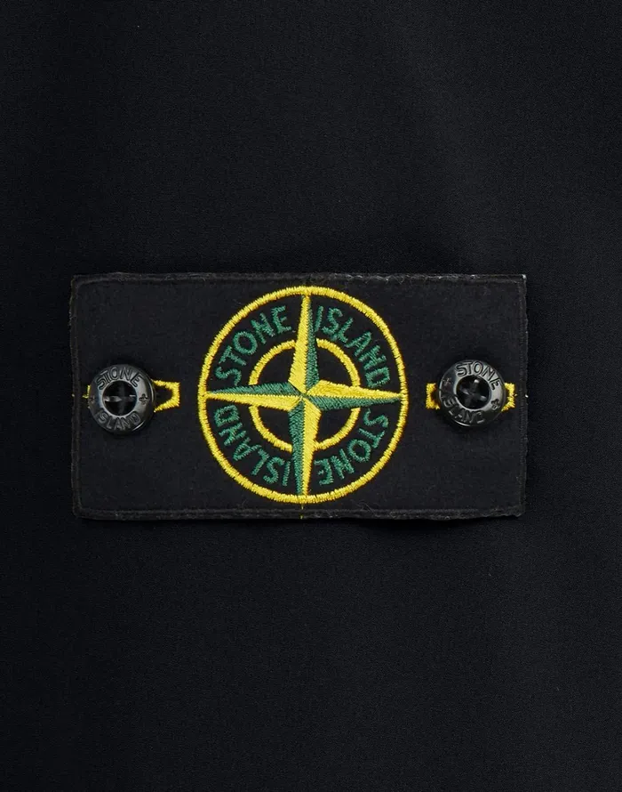 Mens Q0122 Soft ShellR Hooded Blouson In Navy Stone Island Coats 038 Jackets