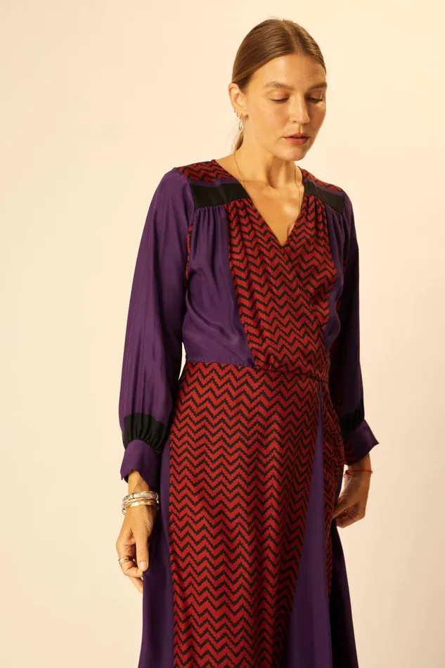 Natalie Martin KATE LONG SLEEVE MAXI Block Zigzag Aubergine Shop Dresses