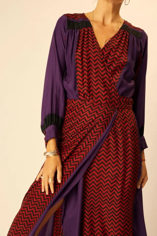 Natalie Martin KATE LONG SLEEVE MAXI Block Zigzag Aubergine Shop Dresses