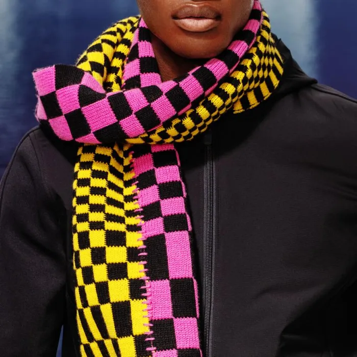 Novelty MenWomen GFORE LTD RELEASE DISTORTED CHECK MERINO WOOL SCARF Cyberknockout Pink