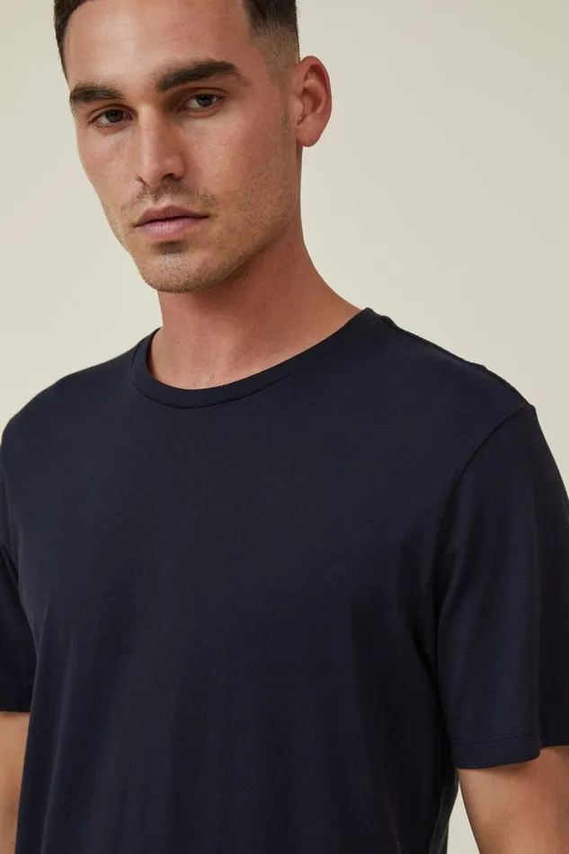 Organic Regular Fit Crew TShirt Ink Navy Men Cotton On Tees and Tanks Organic Regular Fit Crew TShirt Ink Navy Men Cotton On Tees and Tanks