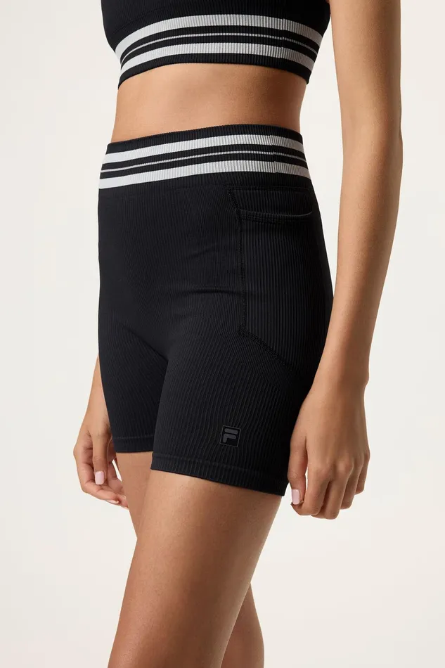 Pants and Shorts Women Fila Lucky Aces Seamless Bike Short 985 Blackgardeniaultimate Gray Pants and Shorts Women Fila Lucky Aces Seamless Bike Short 985 Blackgardeniaultimate Gray