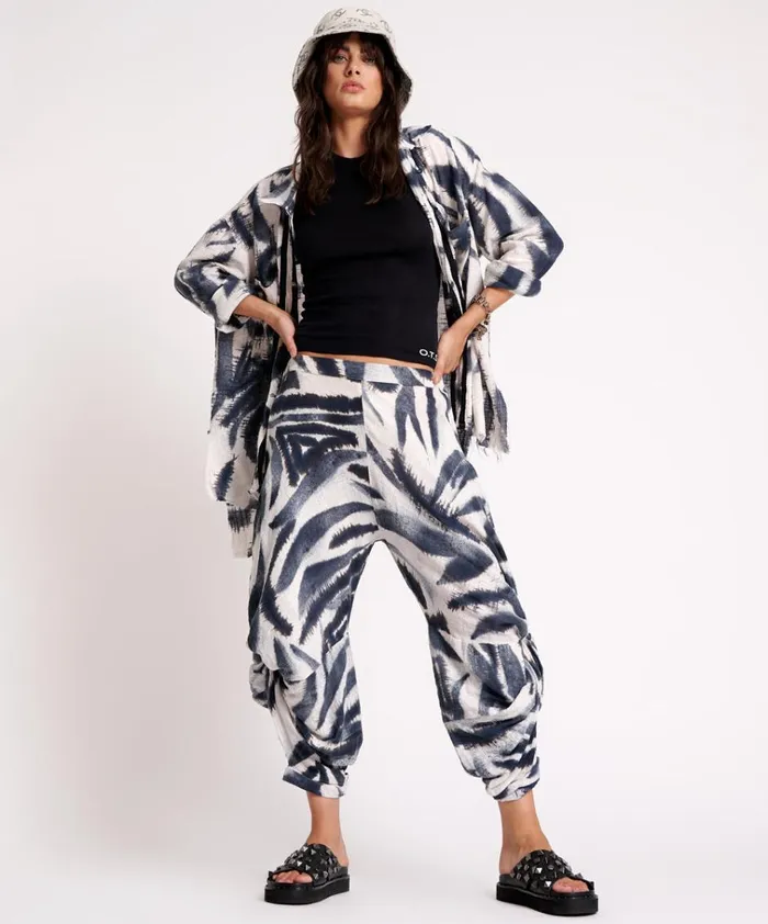RUNAWAY MUSLIN LONGLINE SHIRT Women One Teaspoon Shirts