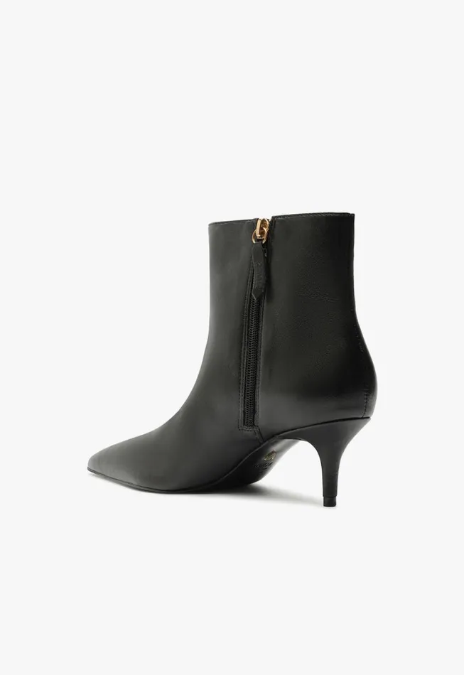 Schutz Shoes Booties Mikki Mid Bootie Black 8211 Women