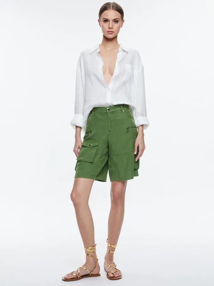 Shorts Women Alice Olivia JAXON SUPER SLOUCHY LONG CARGO SHORT Avocado