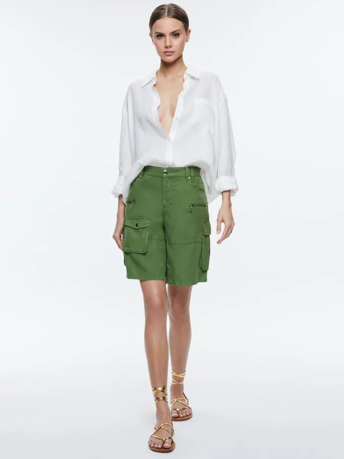 Shorts Women Alice Olivia JAXON SUPER SLOUCHY LONG CARGO SHORT Avocado