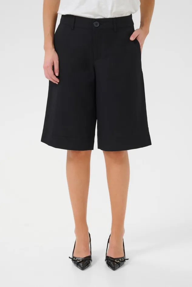Shorts Women CULTURE CUdaina Trousers Black
