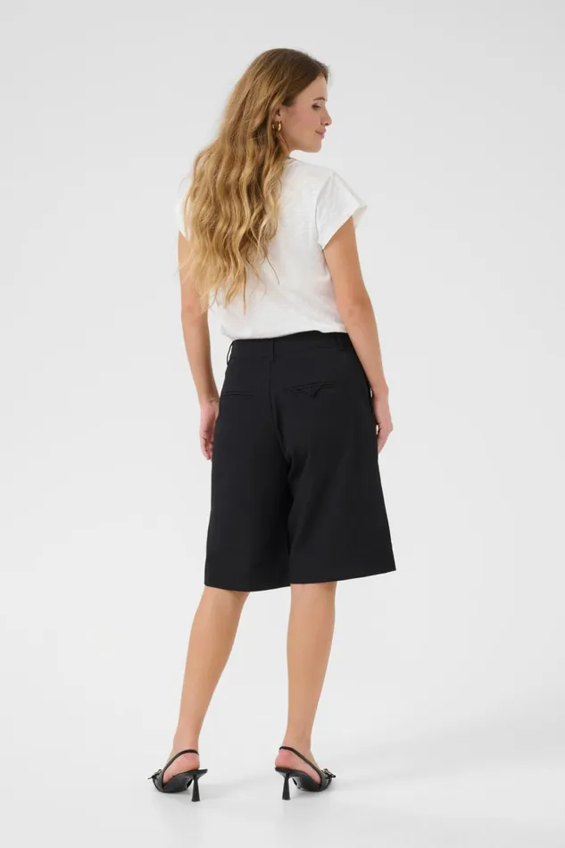 Shorts Women CULTURE CUdaina Trousers Black