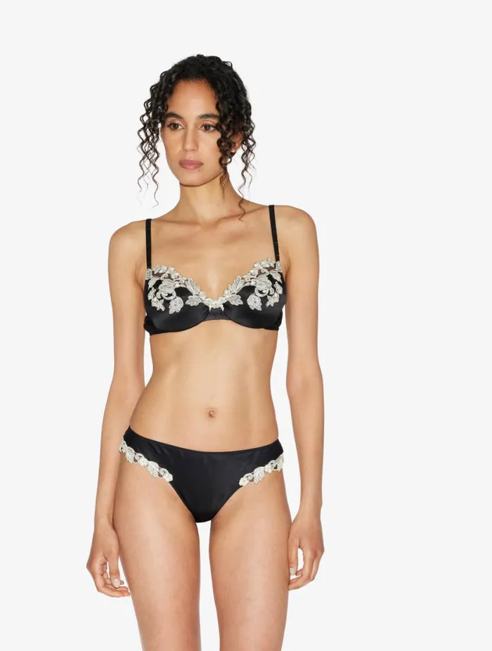 Silk Underwired Bra In Black With Ivory Frastaglio Lingerie La Perla Underwired
