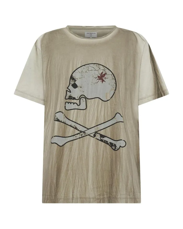 SKULL AND BONES BOYFRIEND TEE Women One Teaspoon Tees and Tanks