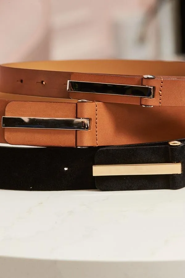 Sosandar Bags and Belts Women Tan Leather Slim Waist Belt With Silver Clasp Silver
