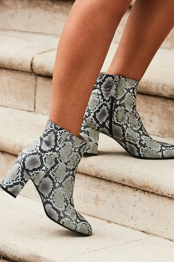 Sosandar Boots Women Anna Snake Leather Ankle Boot