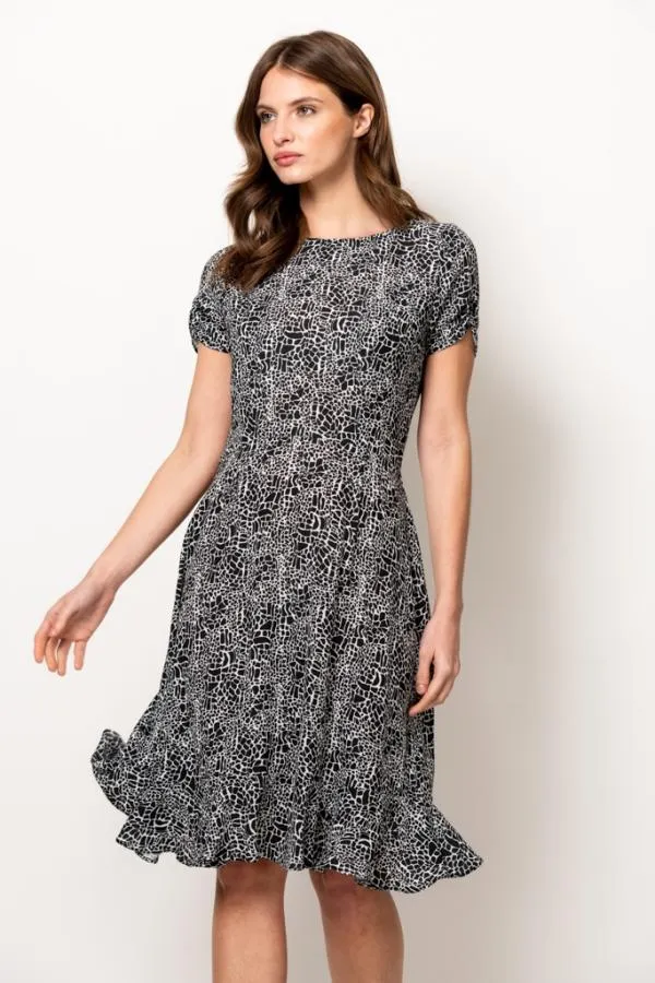 Sosandar Dresses Women Black and White Animal Print Shift Dress Black White