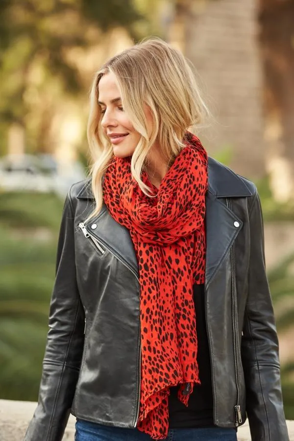 Sosandar Hats Scarves and Gloves Women Red and Black Fleck Print Scarf Red Black