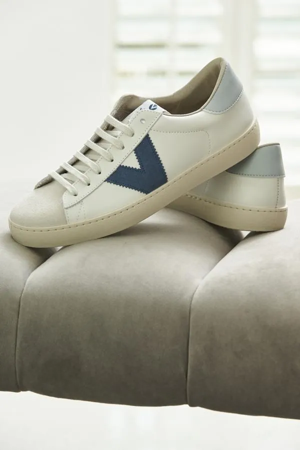 Sosandar Trainers 8211 Superga and Victoria Women Victoria Azul Blue V Detail Leather Trainers Blue