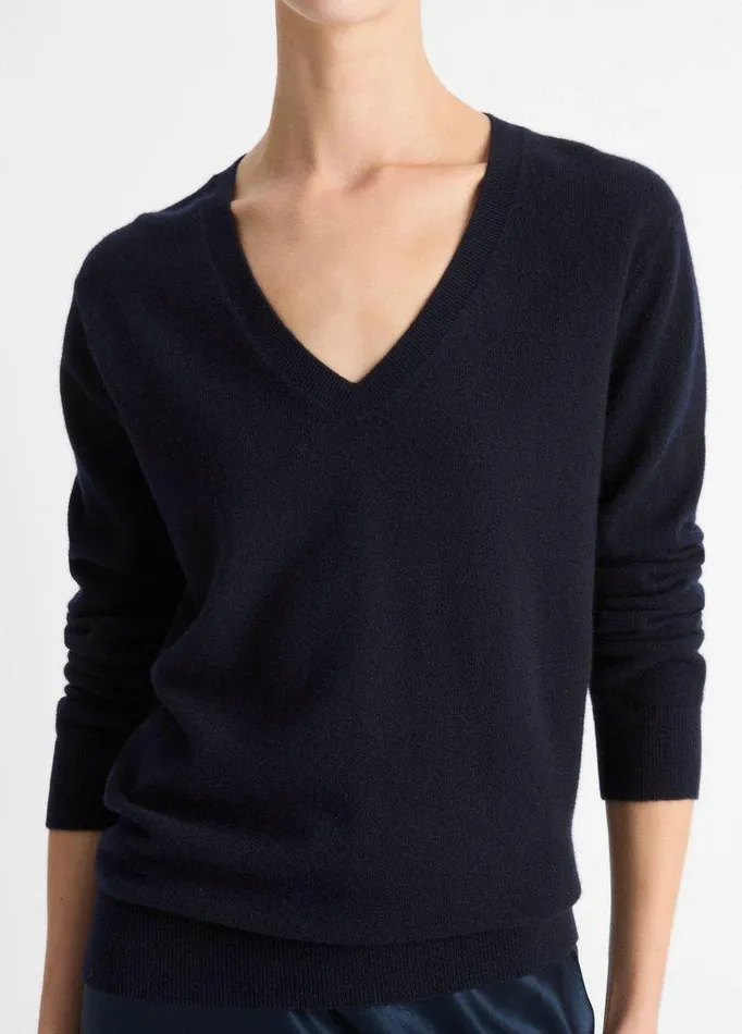 Sweaters Women Vince Cashmere Weekend VNeck Sweater Coastal Blue Sweaters Women Vince Cashmere Weekend VNeck Sweater Coastal Blue
