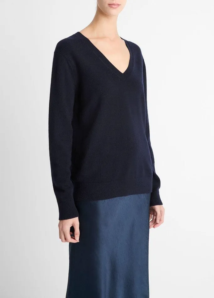 Sweaters Women Vince Cashmere Weekend VNeck Sweater Coastal Blue Sweaters Women Vince Cashmere Weekend VNeck Sweater Coastal Blue