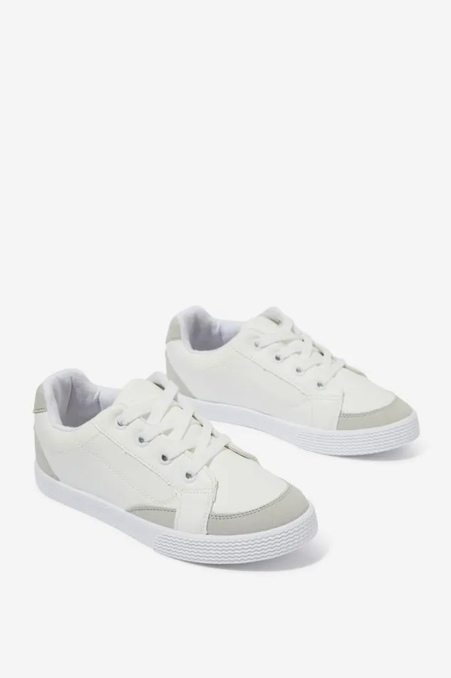 Teddy Classic Trainer Whitegrey Nubuck GirlsBoys Cotton On Sneakers Teddy Classic Trainer Whitegrey Nubuck GirlsBoys Cotton On Sneakers