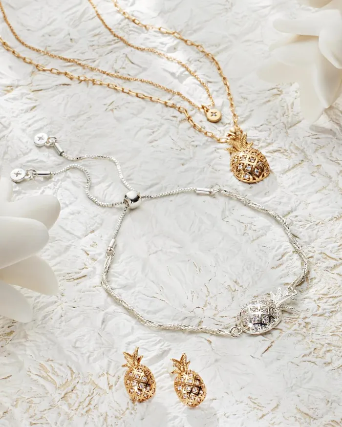 Tommy Bahama Crystal Collection Gold Pineapple PullTie Bracelet Gold Women Jewelry Collections Tommy Bahama Crystal Collection Gold Pineapple PullTie Bracelet Gold Women Jewelry Collections