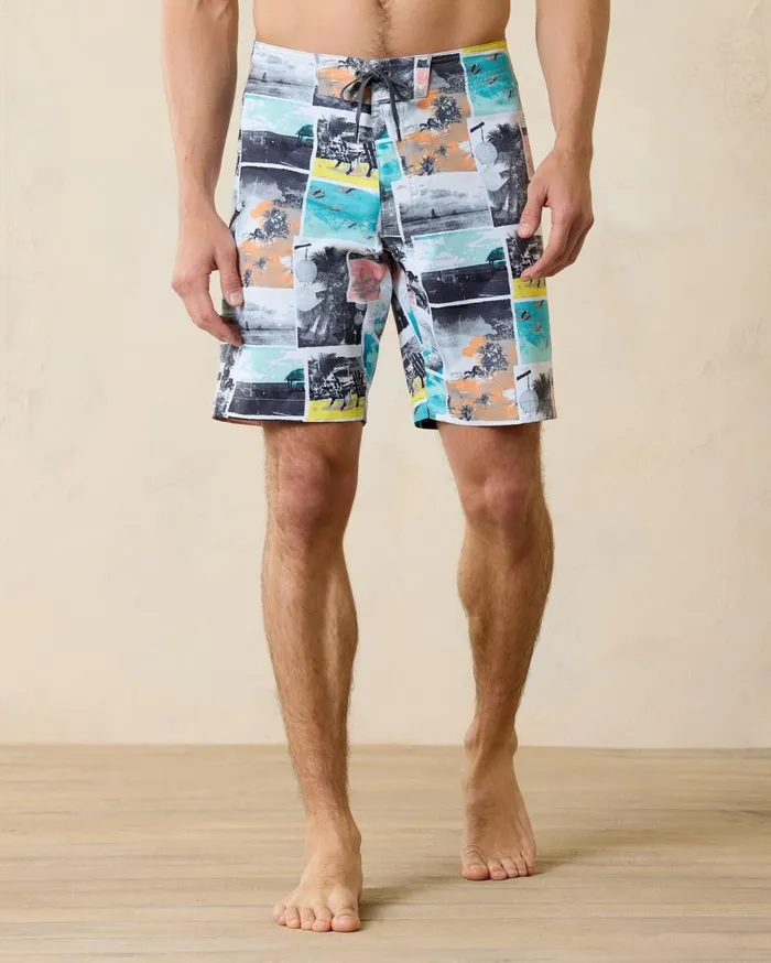 Tommy Bahama Molokai 9Inch Boardshorts Classic Blue Men Swim and Boardshorts