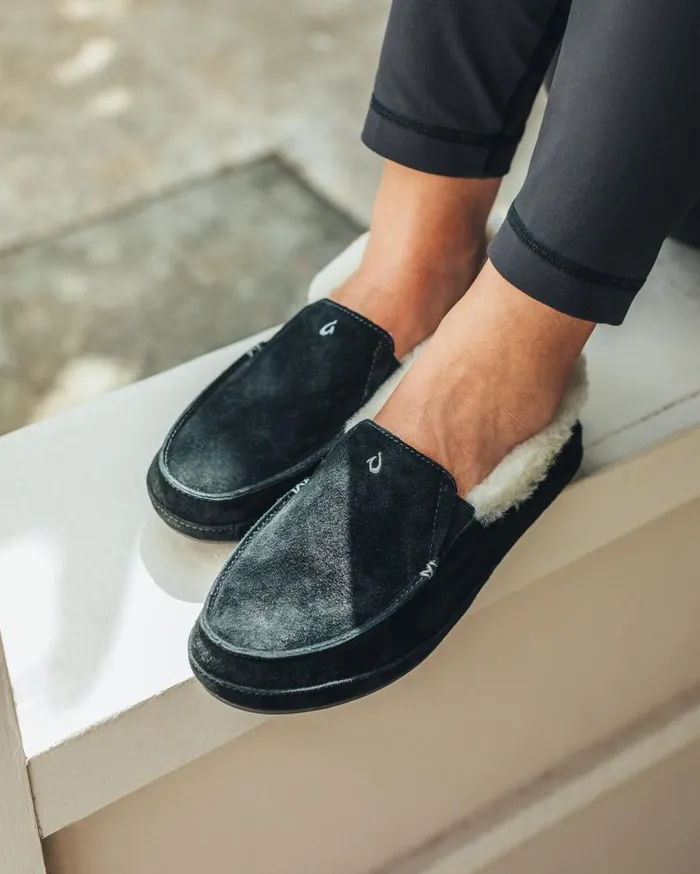 Tommy Bahama OluKai Ku039una Slippers Black Women Shoes and Sandals Tommy Bahama OluKai Ku039una Slippers Black Women Shoes and Sandals