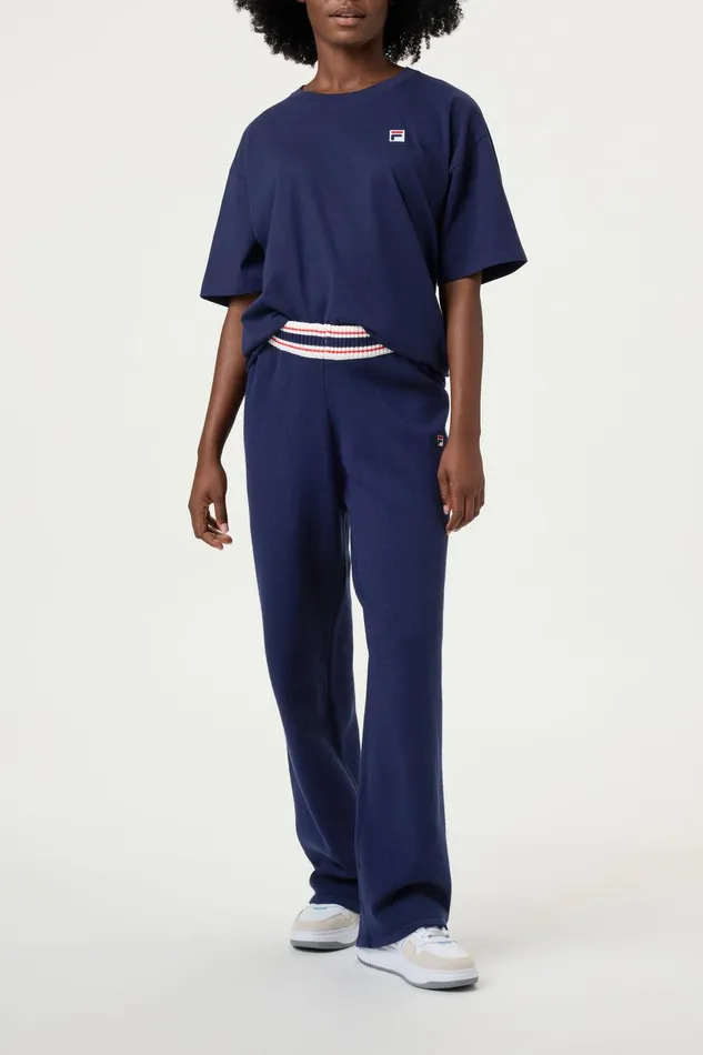Tops and TShirts Women Fila Classic Relaxed Tee 400 Fila Navy Tops and TShirts Women Fila Classic Relaxed Tee 400 Fila Navy