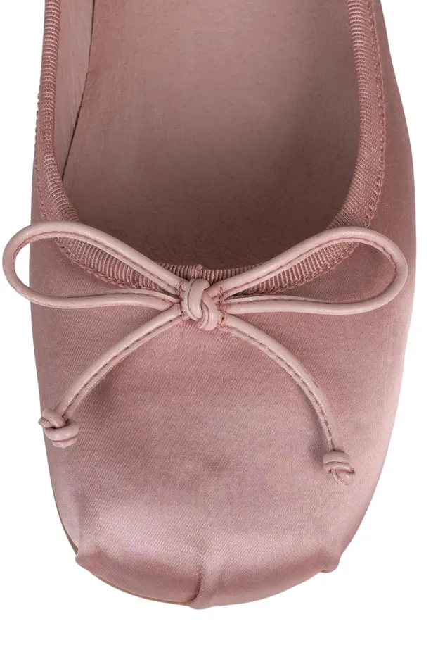 Women Ballet Flats Jeffrey Campbell TUTU Light Grey Satin
