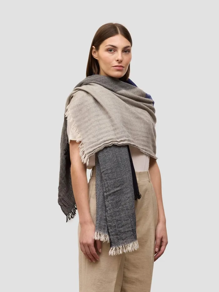 Women Begg X Co Scarves Islay Meribel Cashmere Stole Electric Blue