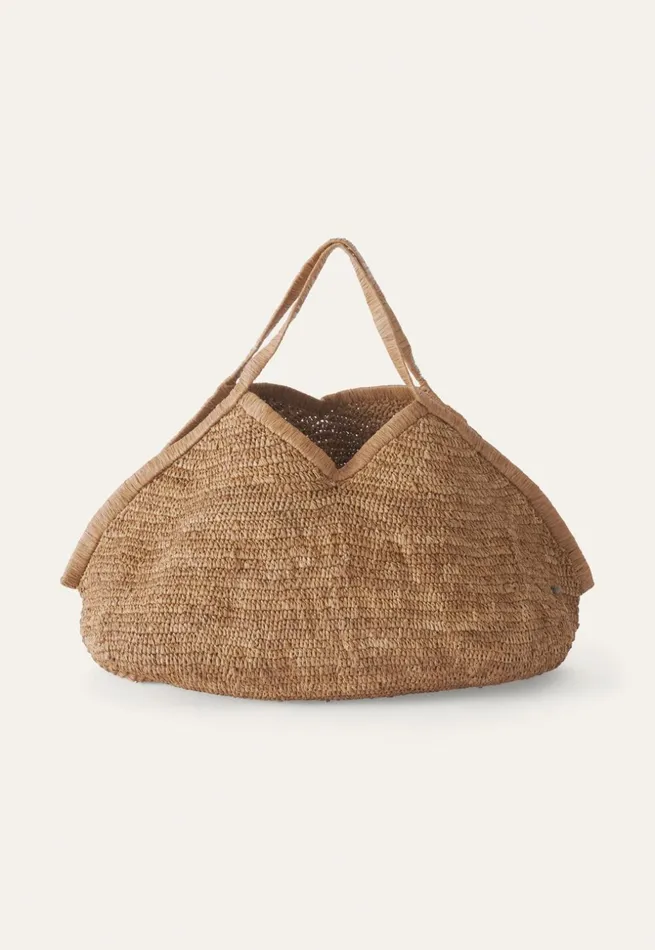Women Large Shellshaped Bag Light Brown Poetry Fashion Accessories