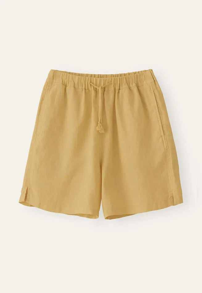 Women Pullon Shorts Soft Gold Poetry Fashion Trousers and Shorts